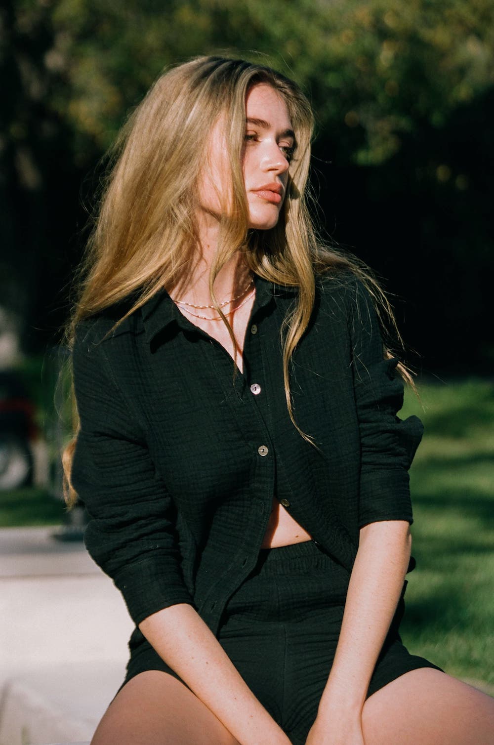 Cropped Pru Button Down - Black