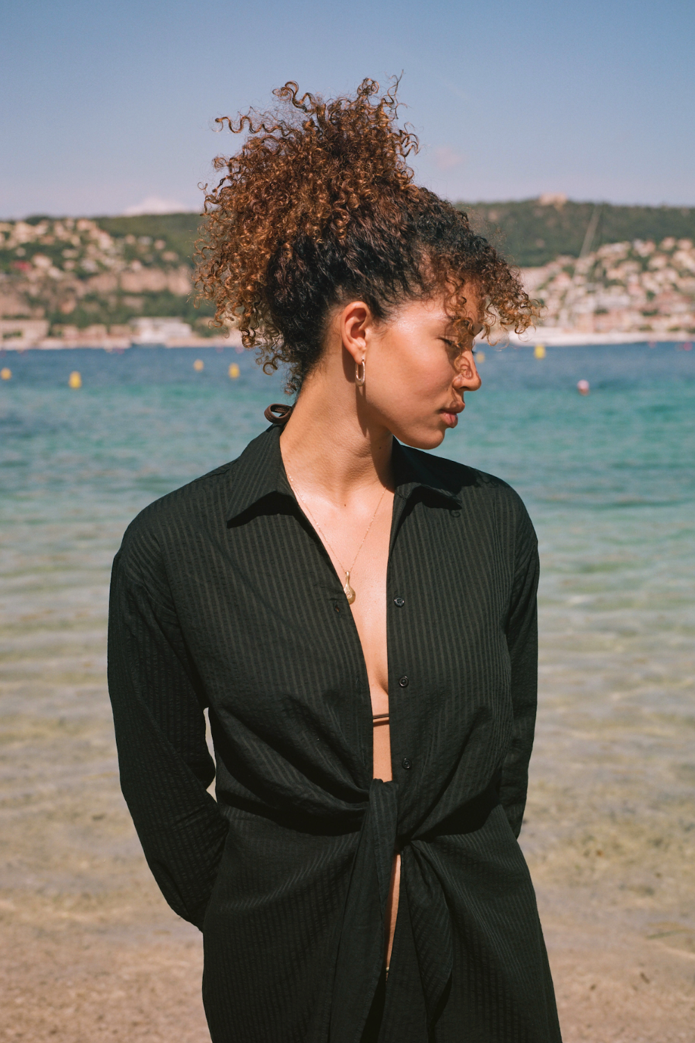Leo Tie Cover Up - Black