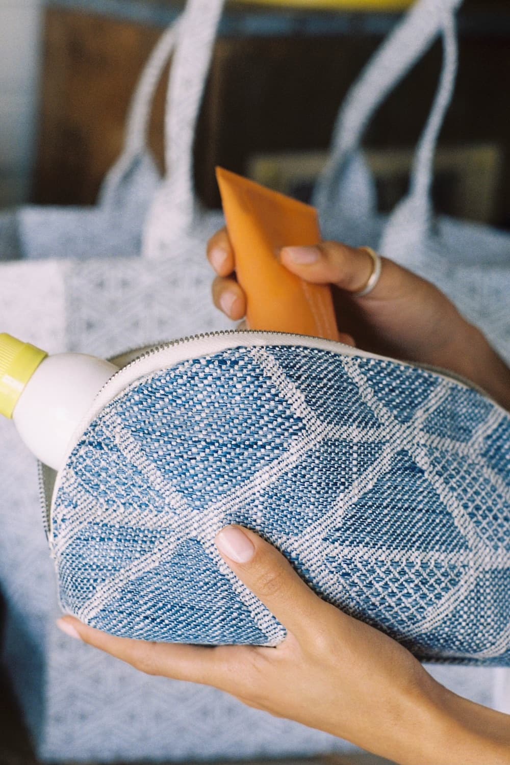 Daise Sunscreen Sun Cooler